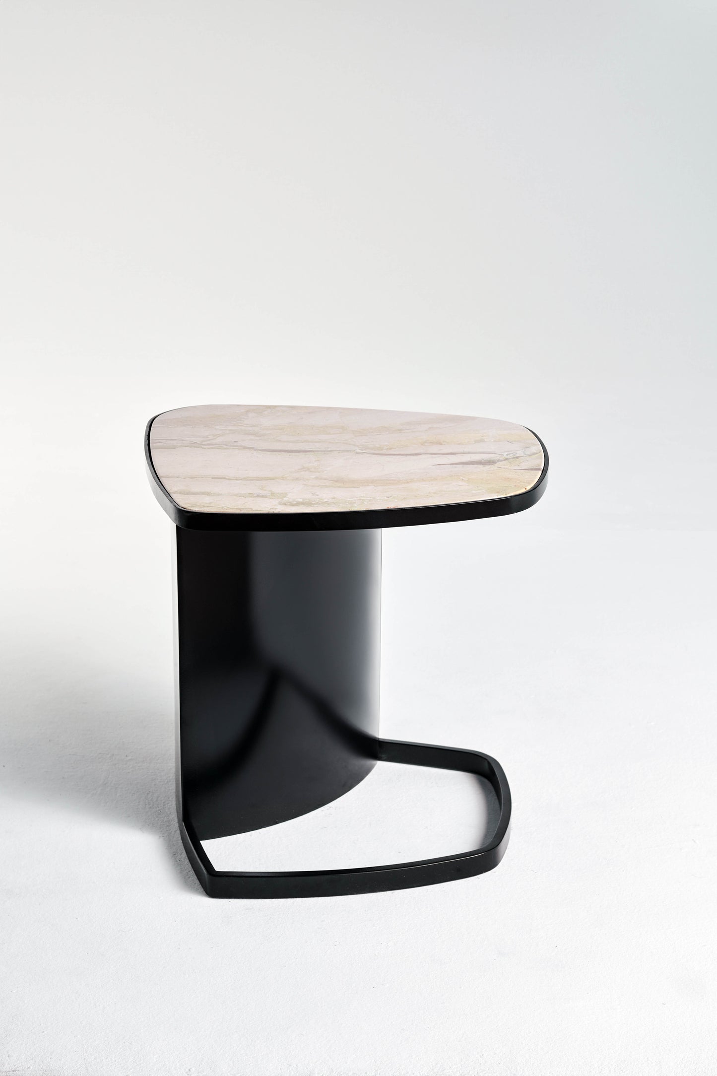 L-Shape Curve (Italian Beige Breccia Marble)